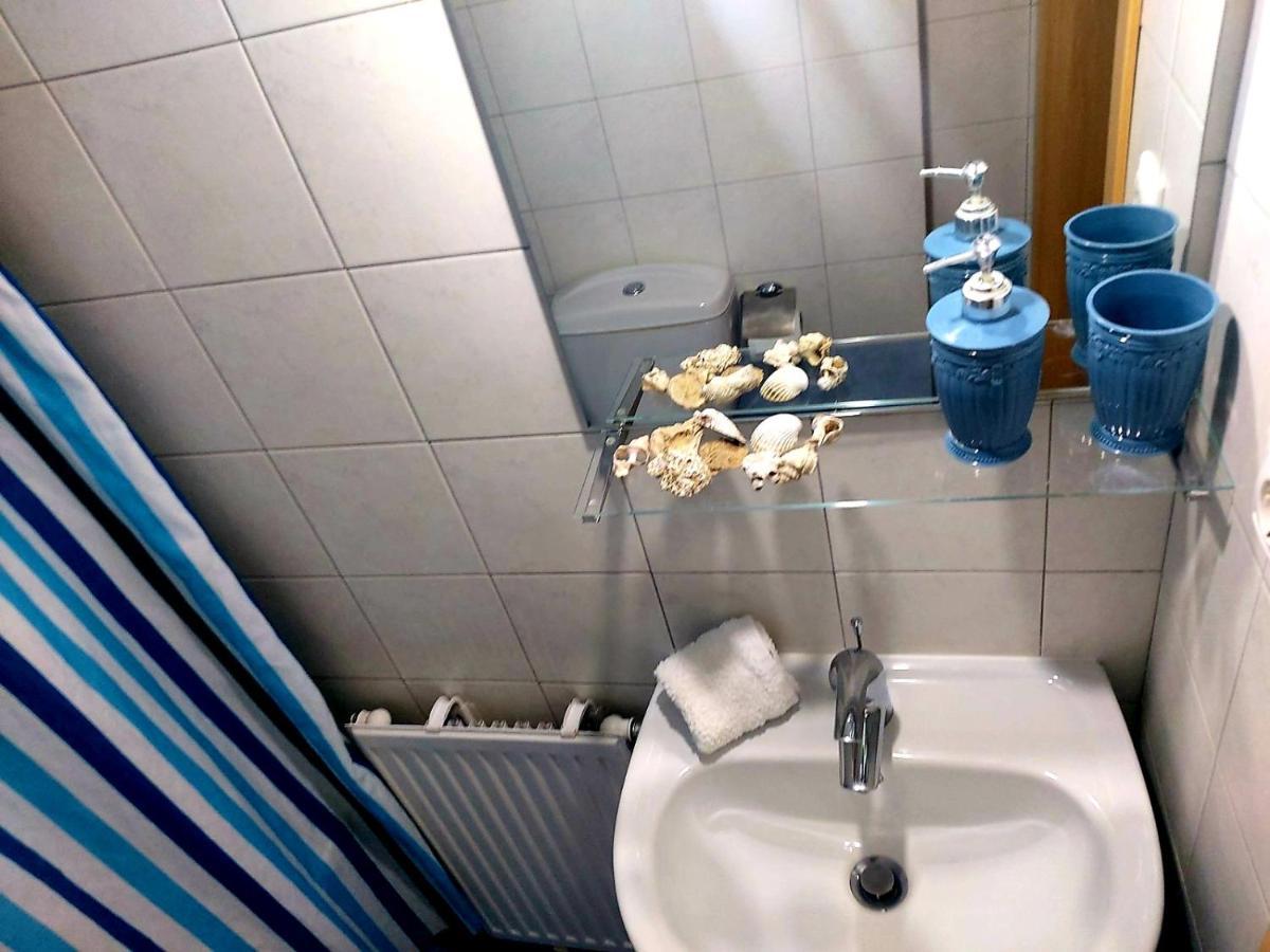Smurfs' House Солун Екстериор снимка